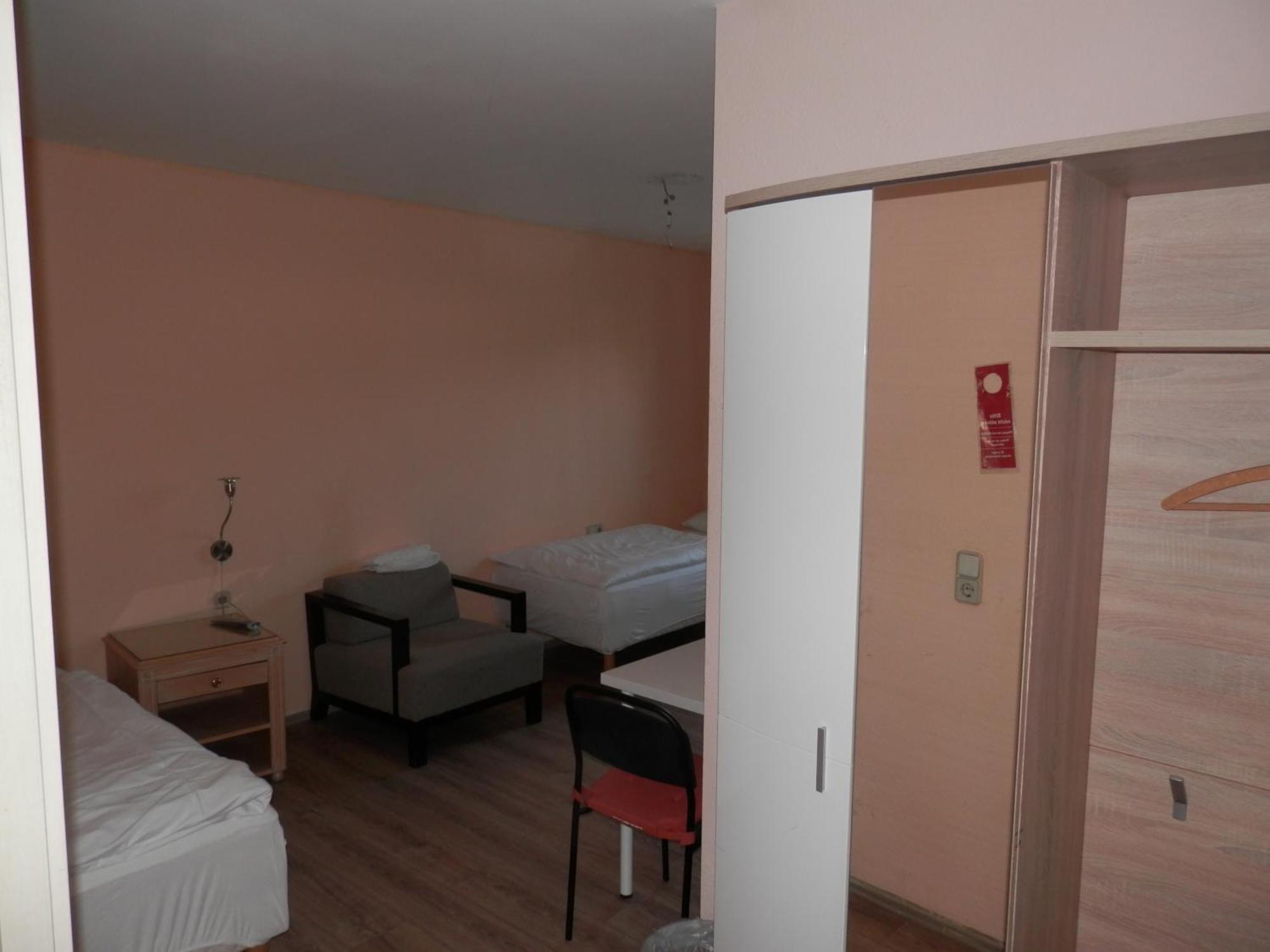 Relax Hotel-Ludwigshafen Esterno foto