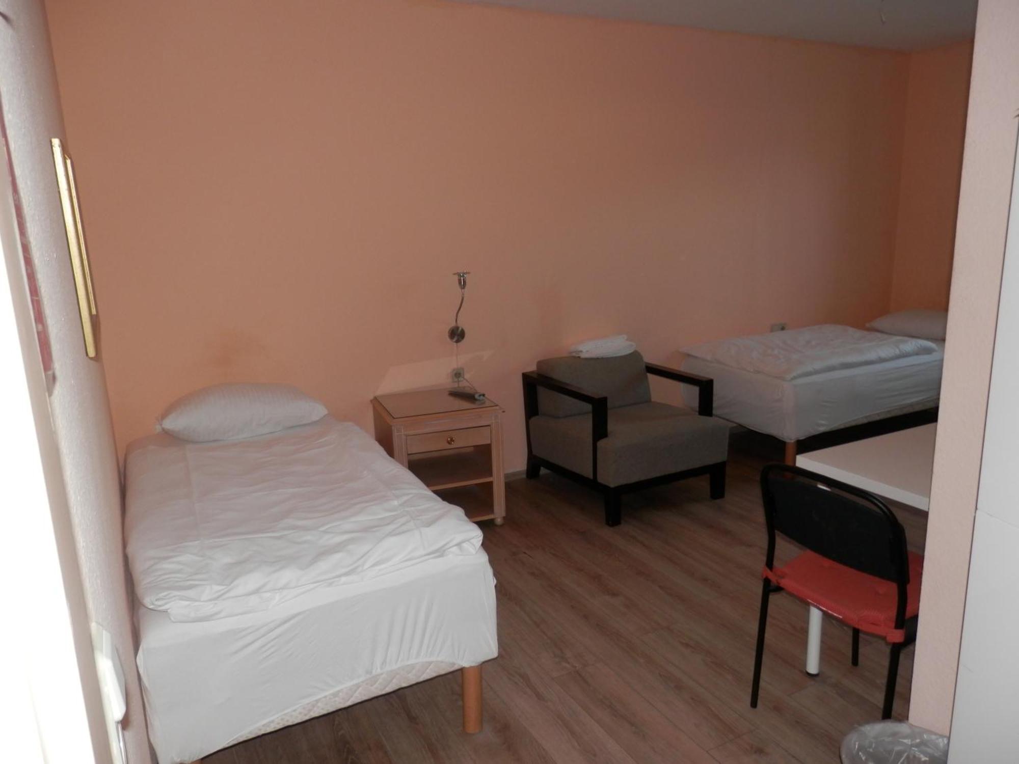Relax Hotel-Ludwigshafen Esterno foto